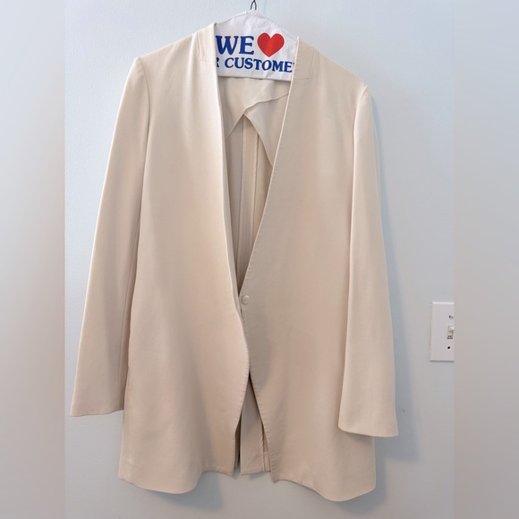 THEORY Winola Open Front Blazer Jacket in an off white/beige - size 2 - Picture 8 of 14